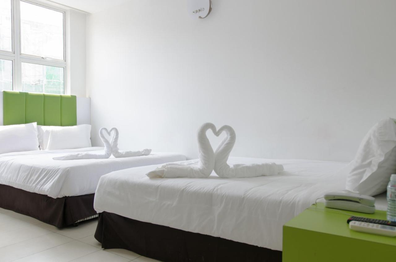 Apple Hotel 2*