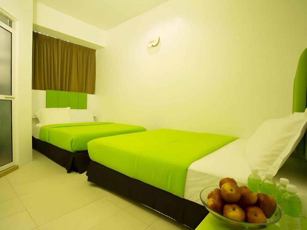 Apple Hotel 2*